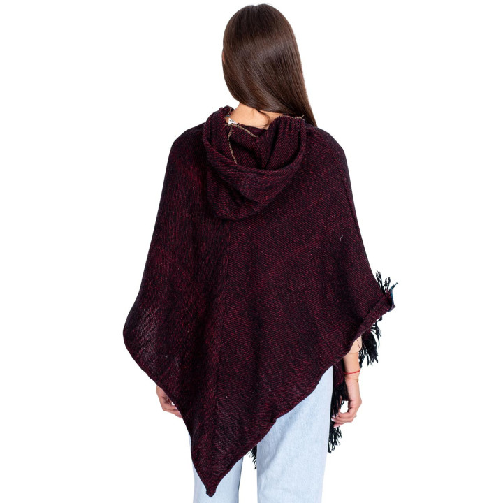 MPK0005O - Poncho com franjas Borgonha