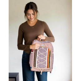 BMH0021A - Mochila Kimago Hemp: Artesanato Indiano, Único e Versátil, Atacadista B2B