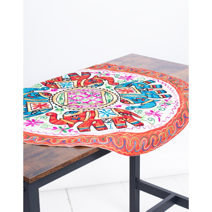 RTZ0011 - Mantel Circular Bordado a Mano con Elefantes y Flores – Decoración Única