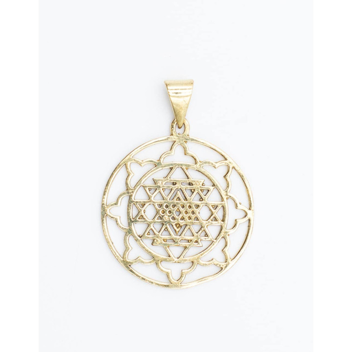 SDJ0012 - Carved Pendant
