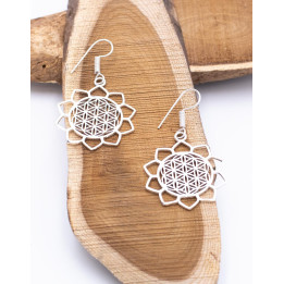 SPE0057 - Mandala earrings with spikes