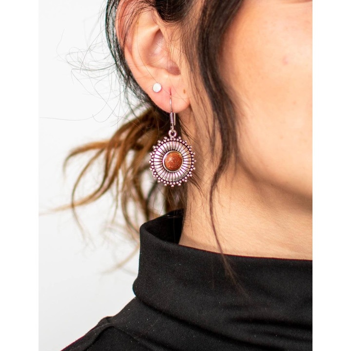 SPE0085 - Brincos Circulares com Pedra Mineral e Latão Esculpido – Kimago