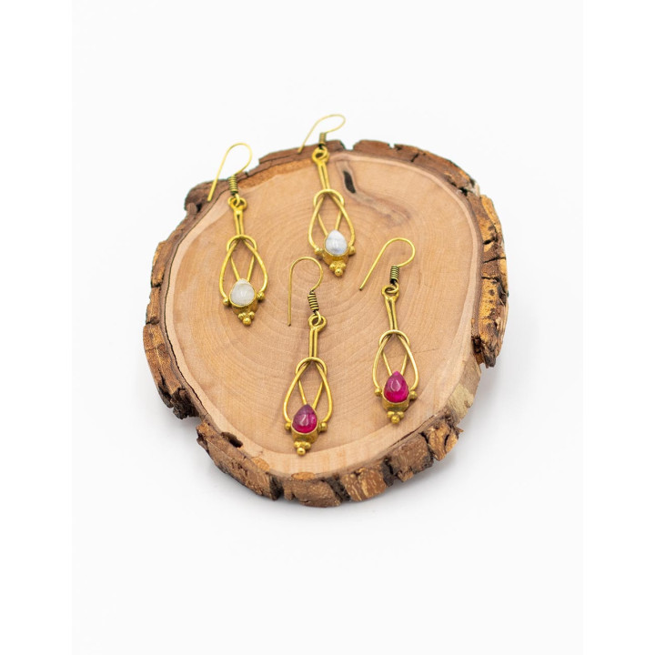 SPE0086 - Boucles d'oreilles allongées avec pierre minérale – Kimago Brass Craftsmanship