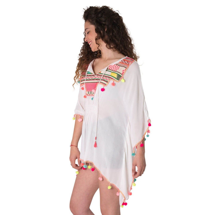 TM0015 - Ethnic White Poncho