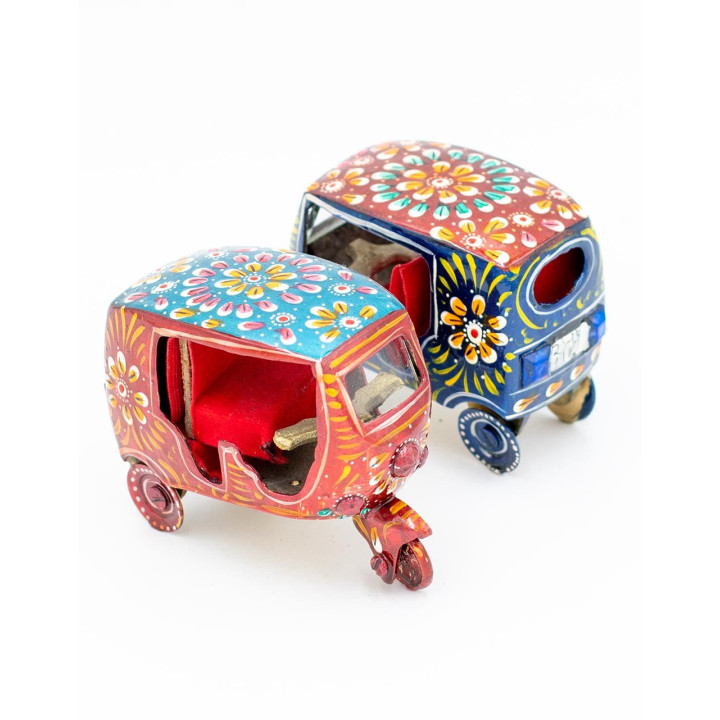 TST2001 – Tuc Tuc Indianer