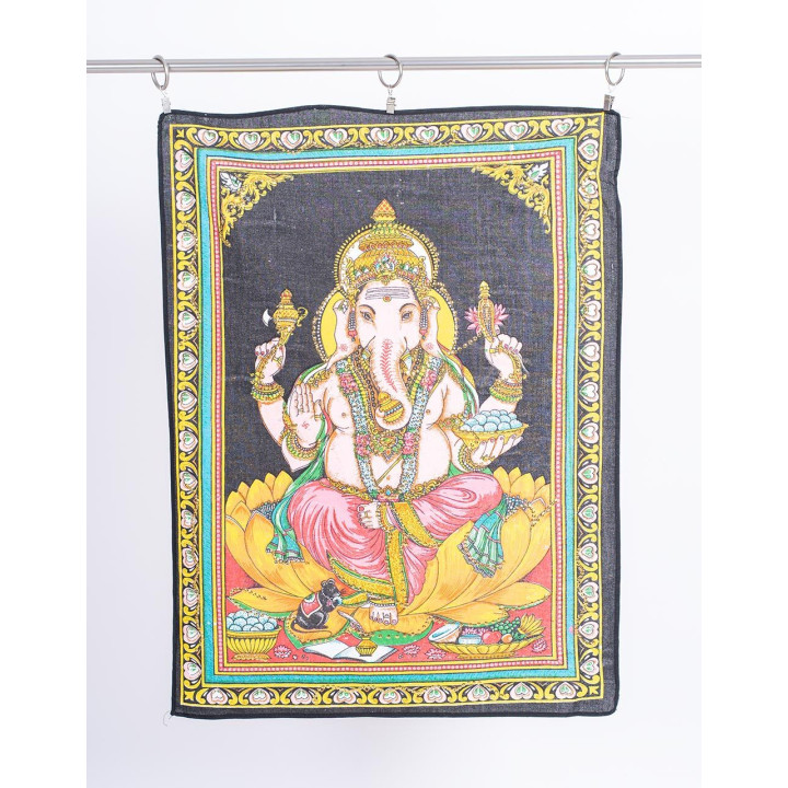 TTD1151L - Tapiz Étnico del Dios Ganesha: Una Celebración de la Espiritualidad y la Belleza